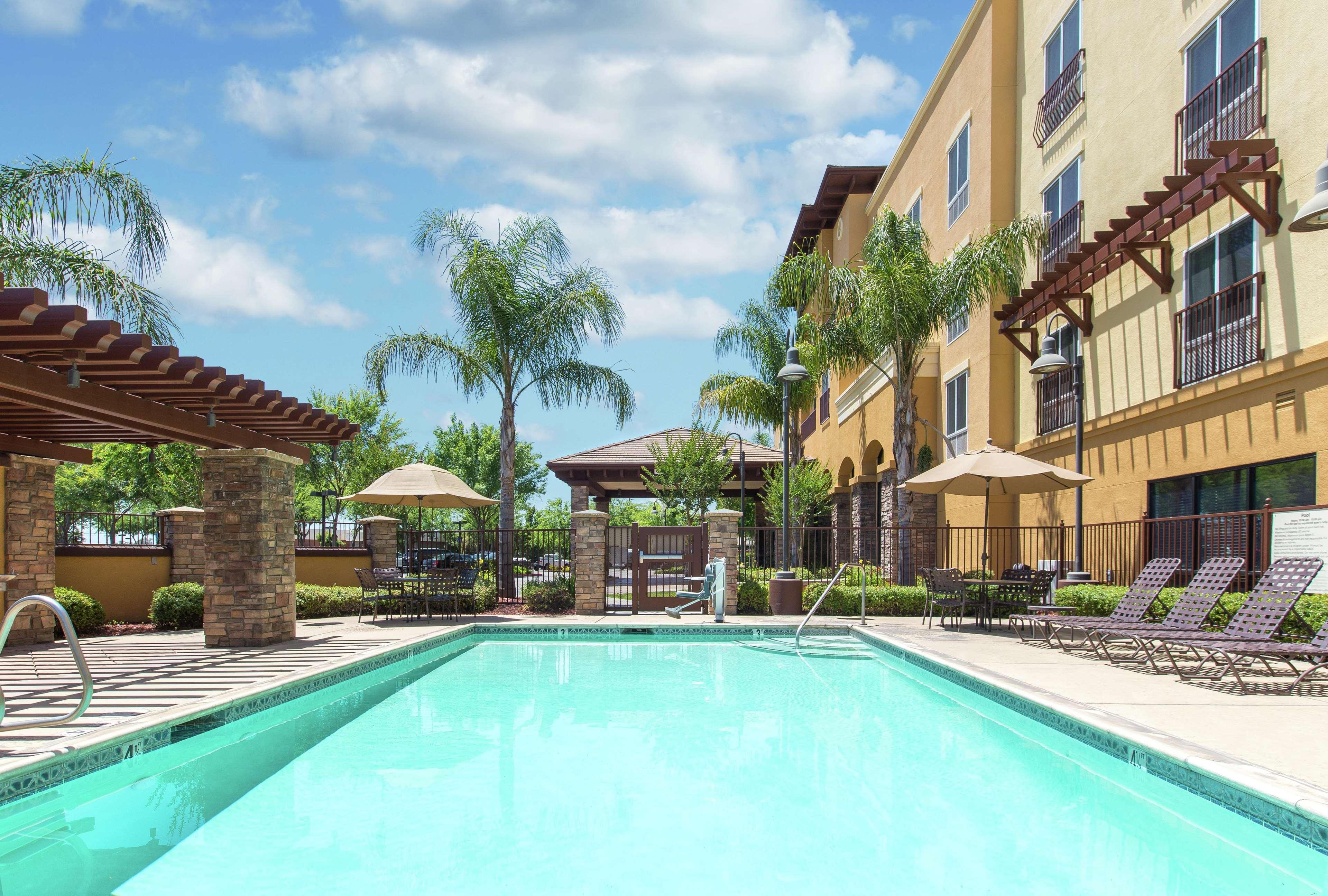 Hampton Inn & Suites Lodi Exterior foto