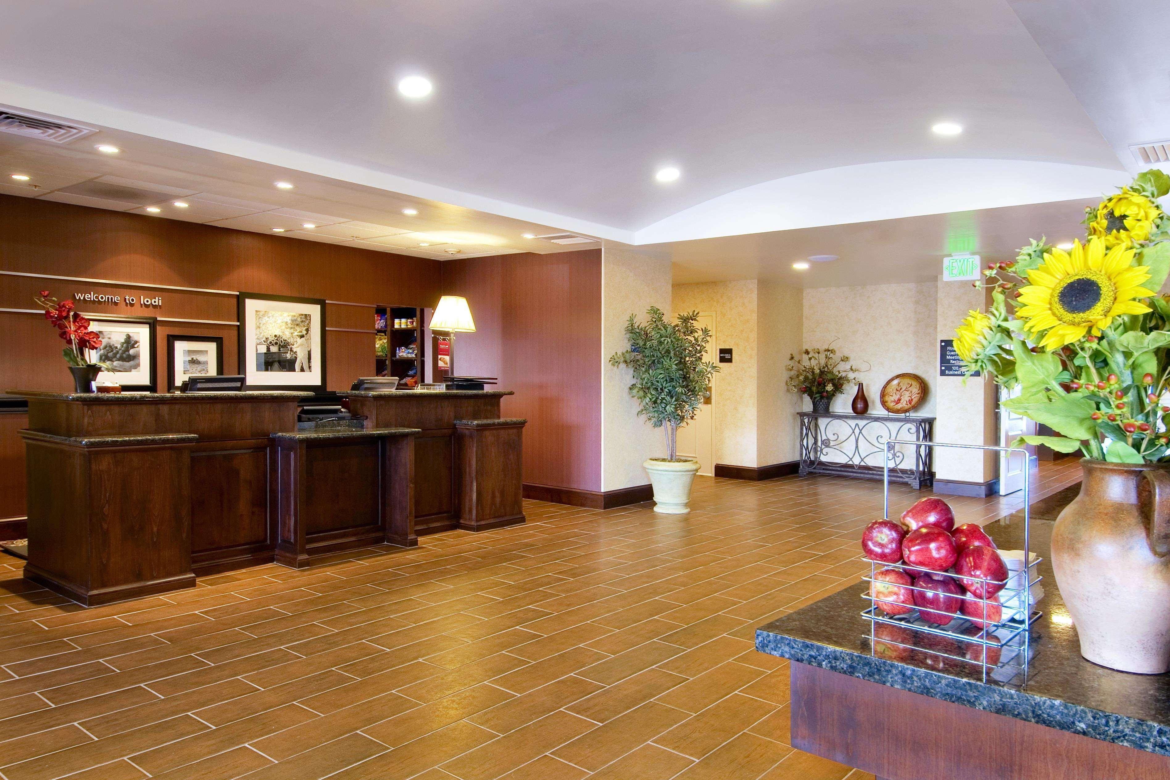 Hampton Inn & Suites Lodi Interior foto