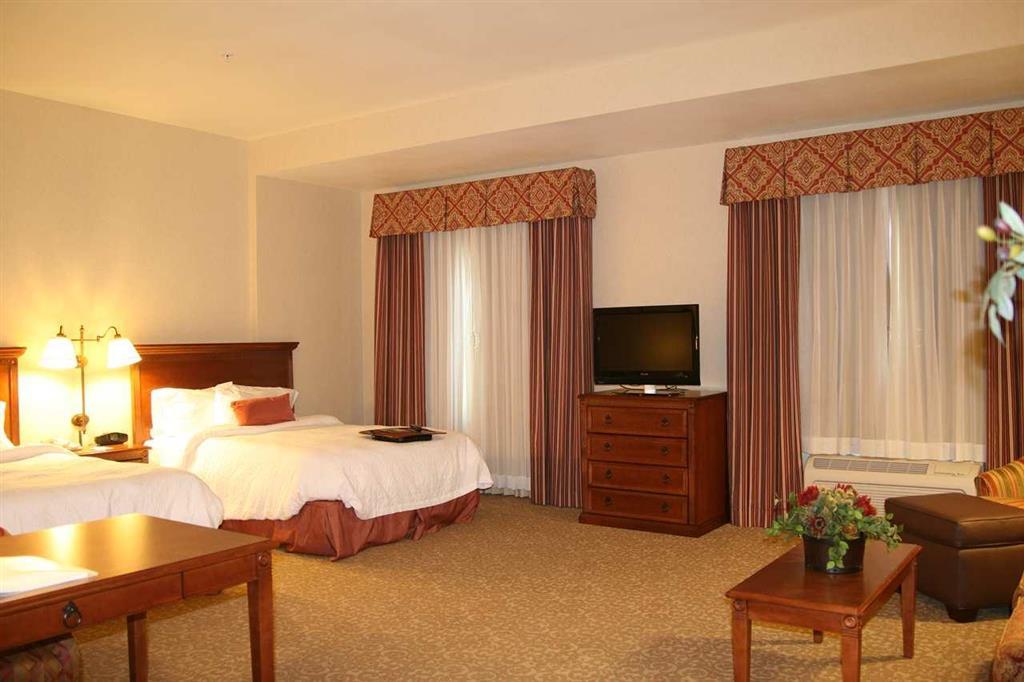 Hampton Inn & Suites Lodi Habitación foto