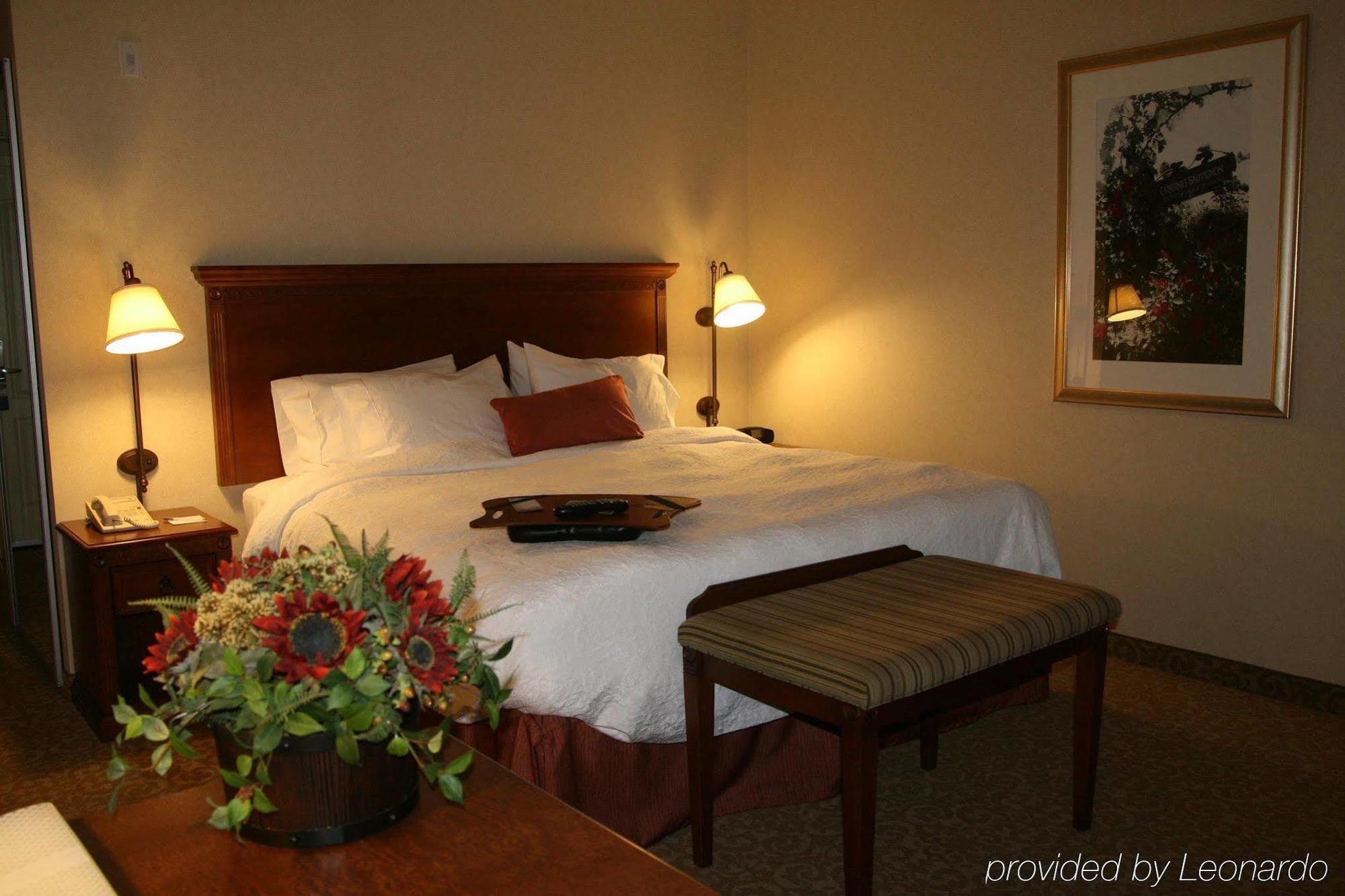 Hampton Inn & Suites Lodi Habitación foto